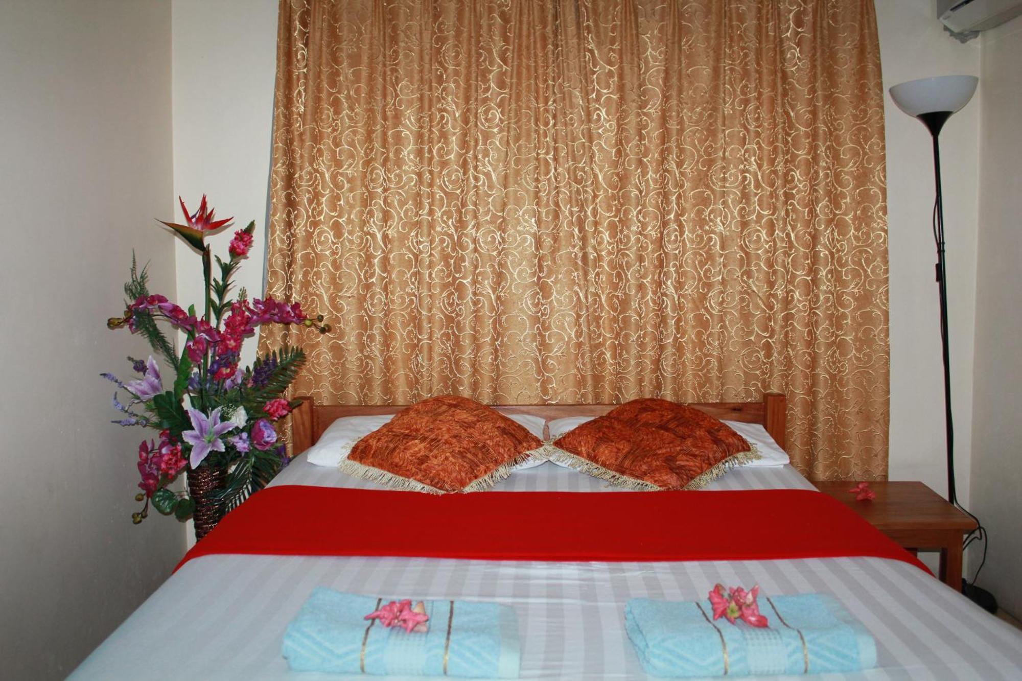 Pacific Paradise Motel Port Vila Exterior photo